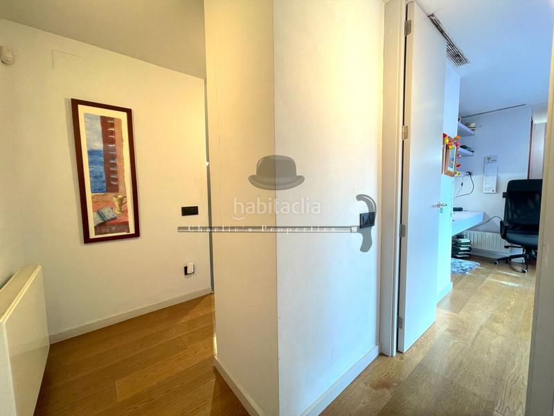 Foto 3a4a43d9-4a15-4ae0-8fa4-e4f6dabdef78. Piso en La Font d´en Fargues Barcelona