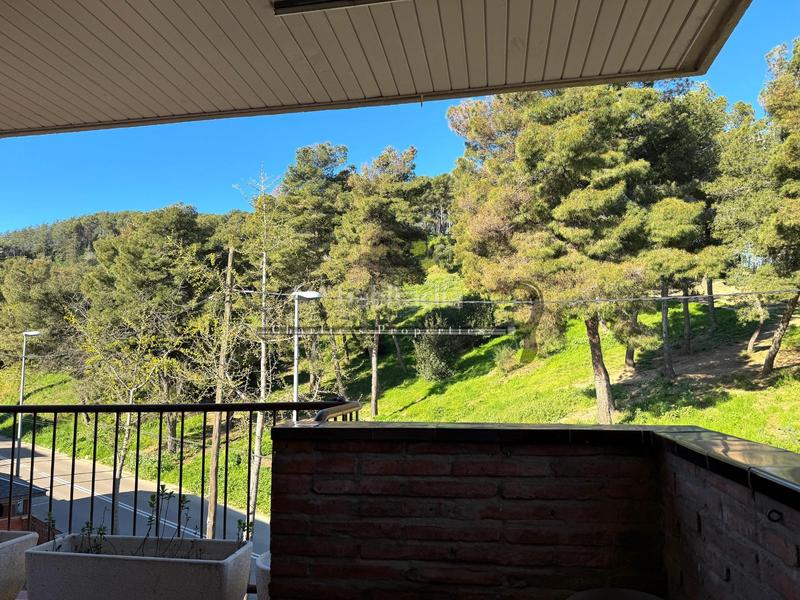 Foto 85c9c0be-6850-4b36-9128-4385265698af. Attique avec chauffage parking piscine dans La Font d´en Fargues Barcelona