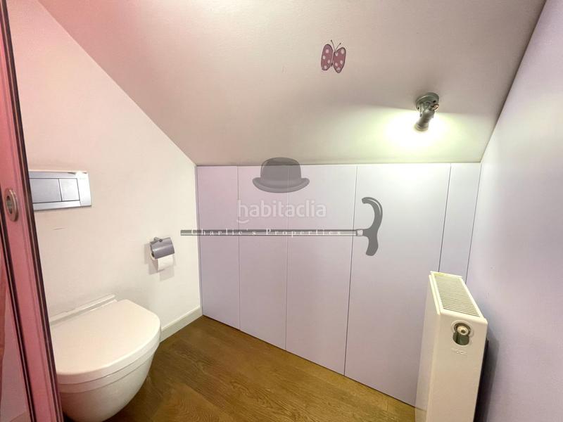 Foto f972f2c8-71bd-4761-90b6-9a05f050fe7d. Dachwohnung mit heizung parking pool in La Font d´en Fargues Barcelona
