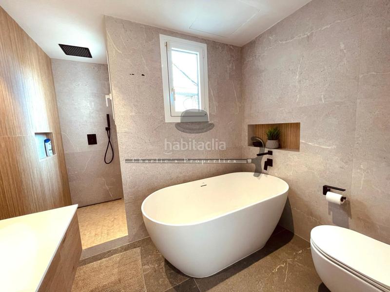 Foto c05a98ea-63a7-42e5-bea7-aa18077d65f3. Lloguer àtic amb calefacció a Dreta de l´Eixample Barcelona