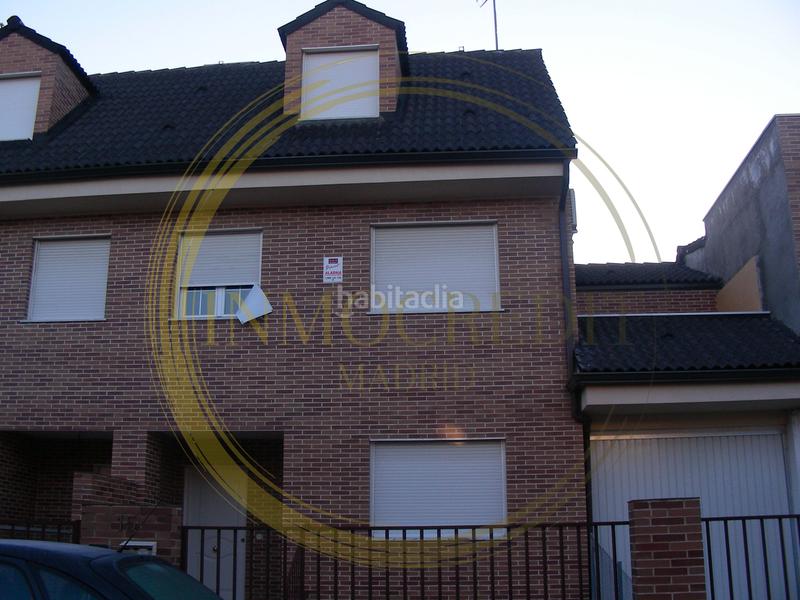 Foto 0494d6b7-fb33-47c8-b66f-0c30342f2cd8. Chalet  reformado a la venta en Valdepelayo-Montepinos-Arroyo Culebro Leganés
