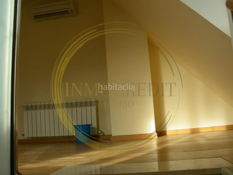 Foto 54780e64-cc9f-414d-b080-4e1fd04c94ac. Chalet  reformado a la venta en Valdepelayo-Montepinos-Arroyo Culebro Leganés