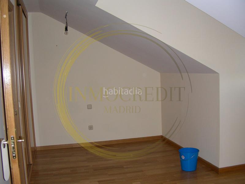 Foto 6fdb933c-8b9d-4914-bcb2-3a91a1ae00a9. Chalet  reformado a la venta en Valdepelayo-Montepinos-Arroyo Culebro Leganés
