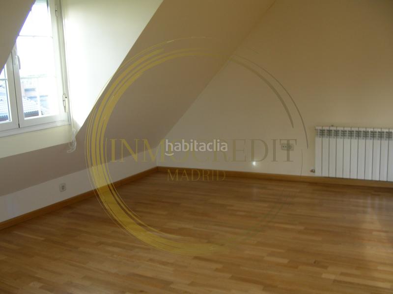 Foto 9b3b4160-9597-456a-a7f0-d5d874e2b39e. Chalet  reformado a la venta en Valdepelayo-Montepinos-Arroyo Culebro Leganés