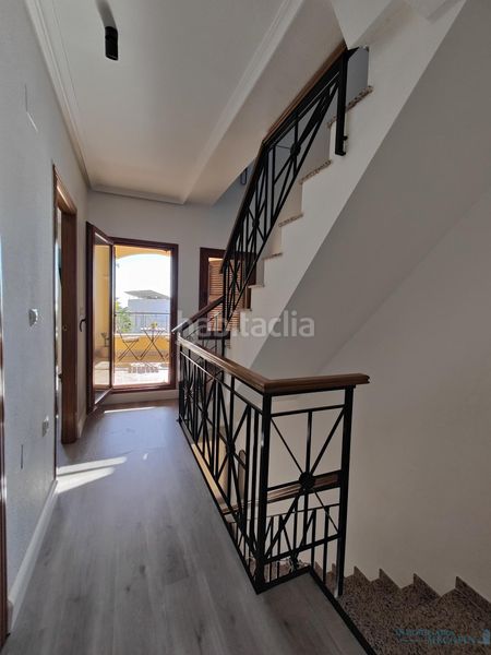 Foto 5857e206-e4bb-4c1c-bd9b-02e7cc7686cf. Casa a balcón de Finestrat-terra marina Finestrat