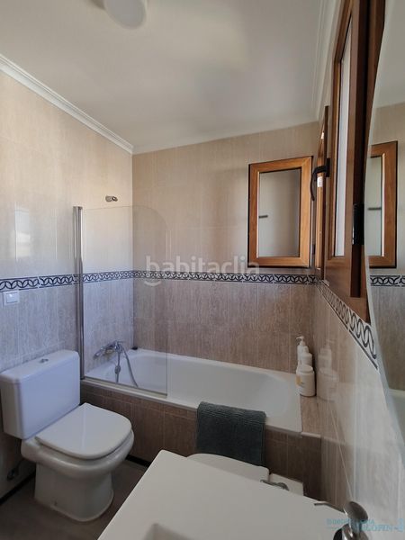 Foto f65dd954-d054-47cc-b63f-a0a733f0623e. Casa a balcón de Finestrat-terra marina Finestrat