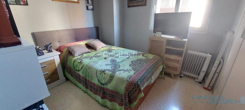 Foto 17a80e32-e391-417f-90b8-e0f26f596042. Pis amb aparcament piscina a Playa Poniente Benidorm