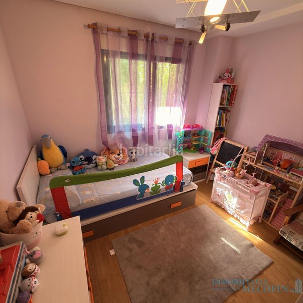 Foto 06088d98-efcd-4b71-95f7-d52f9f68694a. Casa amb piscina a Coloma Nucia (la)