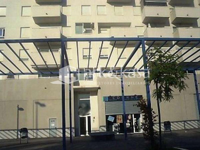 Foto 5160f8e1-c670-4e62-ab39-0f4f2a265150. Rent business premise in Sotolivar-Mas del Rosari Paterna