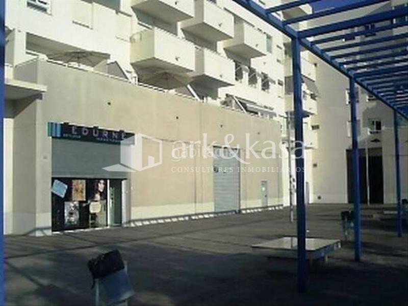 Foto 6886fe33-ef6f-4b0b-a3e4-1f17473ffd28. Rent business premise in Sotolivar-Mas del Rosari Paterna