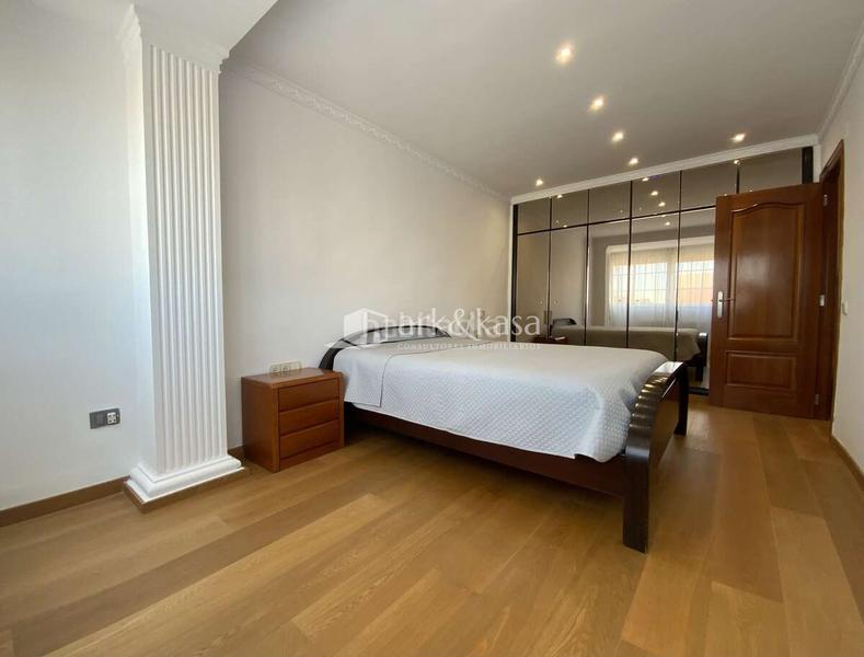 Foto 4c1d6018-379f-4f8d-a90f-999c90c647c8. Alquiler piso alquiler de piso con garaje en emilio lluch. Vara de Quart. patraix. en Valencia