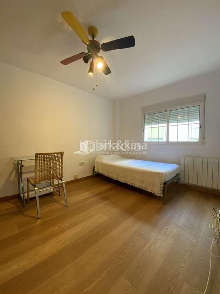 Foto 5cb74190-2f5e-4542-8816-0441c2017d51. Alquiler piso alquiler de piso con garaje en emilio lluch. Vara de Quart. patraix. en Valencia