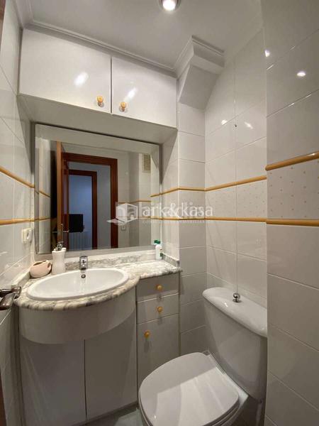 Foto bc39ddbd-2bd7-41ab-8727-03c32fb263b5. Alquiler piso alquiler de piso con garaje en emilio lluch. Vara de Quart. patraix. en Valencia