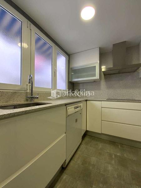 Foto 4ff6ea9e-80ed-4133-ab3d-94e734734979. Location appartement avec chauffage parking dans Vara de Quart Valencia