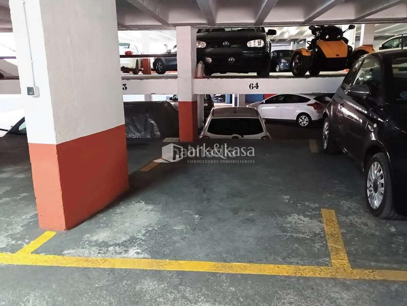 Foto afb31b75-0e20-4a4e-83cb-9ada8e9ae8ef. Aparcament cotxe a La Xerea Valencia