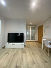 Miete Etagenwohnung in Avenida de Abril-9 de Octubre. Acogedor piso en puerto de sagunto.