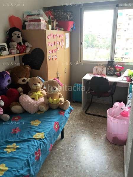 Foto 0f12a6e4-ec22-402c-8083-b8bba5ebc2ca. Location appartement dans Ciutat Jardí Valencia