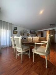 Location Appartement à Russafa. Alquiler piso  señorial zona centro de valencia gran vía germaní