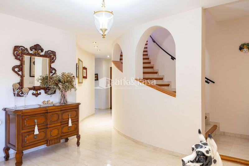 Foto 12aa6660-00ea-4955-a8b2-3fdba450afa4. Xalet amb calefacció aparcament piscina a Entrepinos Eliana (l´)