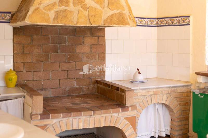 Foto a765a9e9-b2bb-477d-b531-be2a42eb9df8. Xalet amb calefacció aparcament piscina a Entrepinos Eliana (l´)