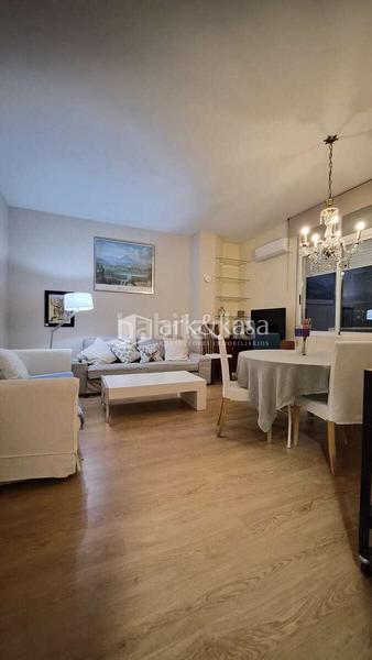 Foto 347640b0-a2c3-4653-961d-b72608c3b9db. Flat with heating in Russafa Valencia