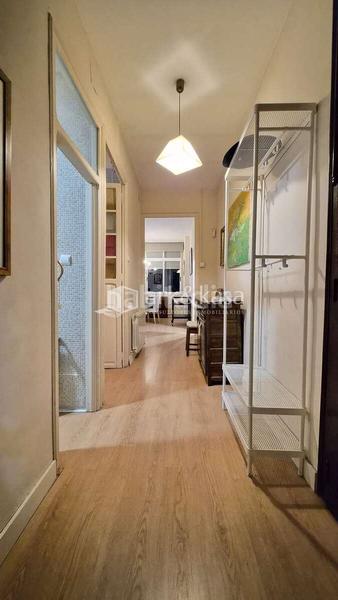 Foto 4da50088-6d31-4407-a1b5-e8767cd5ccef. Flat with heating in Russafa Valencia