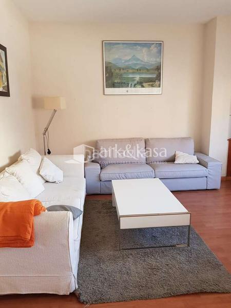 Foto 9d143288-ade6-4a13-bf9e-051886e99e78. Flat with heating in Russafa Valencia