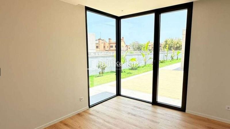 Foto b8bbefd9-c8bd-4e69-b5b3-8a1d5b457a73. Chalet avec parking piscine dans Torre en Conill-Cumbres de San Antonio Bétera