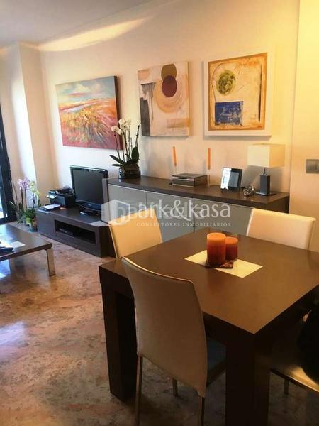 Foto 05782dd9-2c17-4baf-a1c7-9017add842b1. Zweistöckige wohnung mit parking pool in Penya-Roja - Avda. Francia Valencia