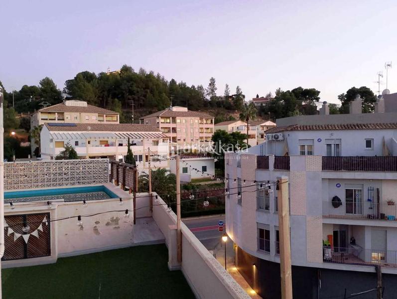 Foto d01d01f1-402a-4cd2-89de-a09105b5bcdf. Ático semiático venta en Casco Urbano Náquera