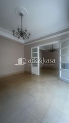 Rent Flat  Isabel la católica. Alquiler  de piso en isabel la católica. también para despacho.