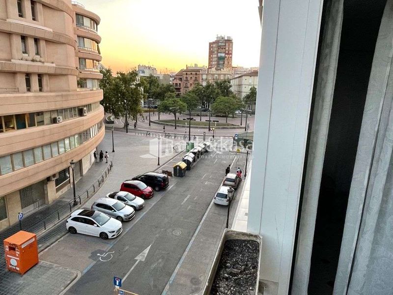 Foto a8f0819d-2c83-4f57-a935-5a1a9e9906d5. Lloguer pis amb aparcament a Trinitat Valencia