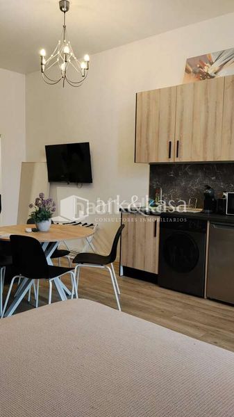 Apartamento venta zona ciudad de la justicia con licencia turística en Valencia - Imagen 14