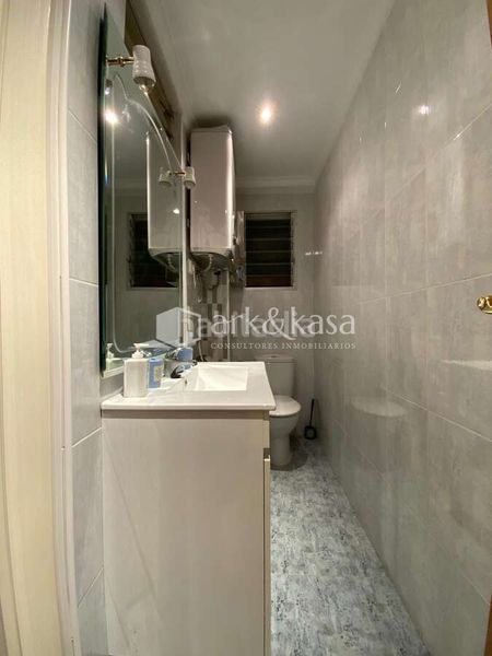 Foto 07c89584-09a9-44f1-9f99-b1b75e83b6ec. Rent flat in Ciutat Jardí Valencia