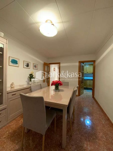 Foto 268ddd56-a8f3-40a0-9f07-cc8286f1e8da. Rent flat in Ciutat Jardí Valencia