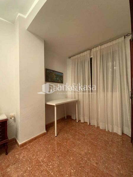 Foto 35eb8bce-a6e4-48ed-857e-d24d8fec4302. Rent flat in Ciutat Jardí Valencia