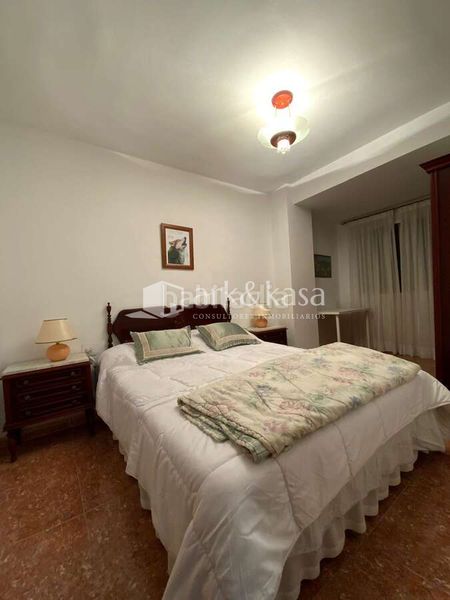 Foto 437196dd-e1f4-4ab3-b8aa-b6de82a0877a. Rent flat in Ciutat Jardí Valencia
