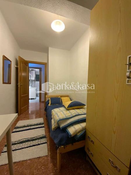 Foto 50b49c0b-b215-47f6-89d2-17cc2ca682e2. Rent flat in Ciutat Jardí Valencia