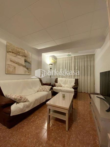 Foto 820aa751-35b8-4c18-bd90-89c749e9d47a. Rent flat in Ciutat Jardí Valencia