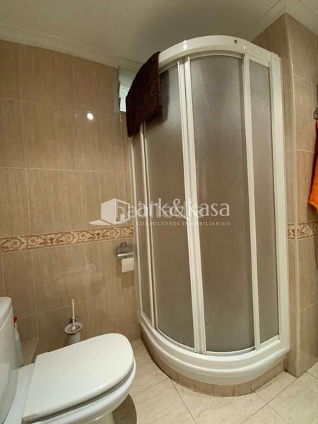 Foto f9721ce6-3301-4e16-aa2b-1c101cb81a98. Rent flat in Ciutat Jardí Valencia