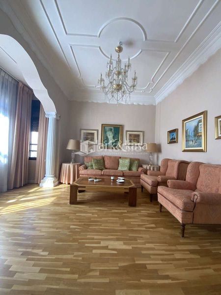 Foto 2afe7998-bc25-4bce-ac59-c27a7624d038. Rent flat in Aiora Valencia