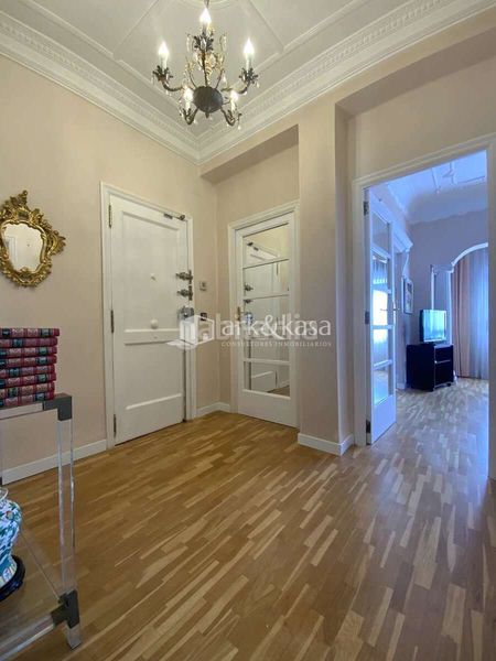 Foto 37d5ecbe-90a0-4a98-9244-7a3a16b8841e. Rent flat in Aiora Valencia