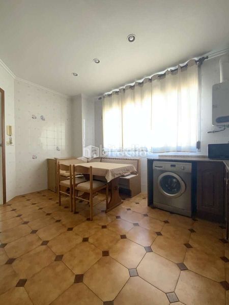 Foto 688e6aa3-a8fc-4ea2-a99c-ad22936ce0dd. Rent flat in Aiora Valencia