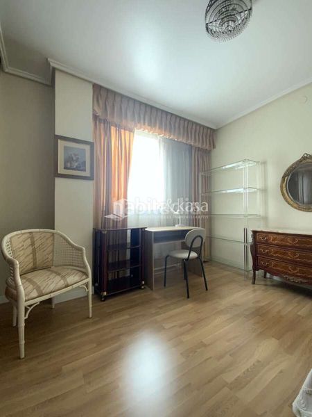 Foto 7308f41e-d1a5-4e34-9c11-c1b811a993f5. Rent flat in Aiora Valencia