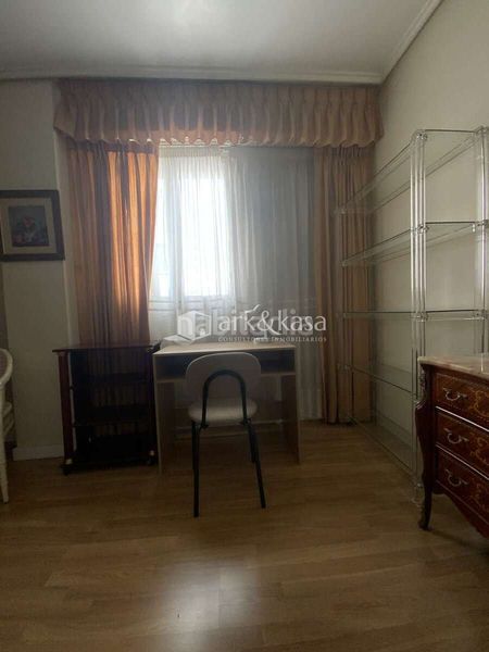 Foto d9077105-2ac8-43a9-9f73-242dc7c51a42. Rent flat in Aiora Valencia
