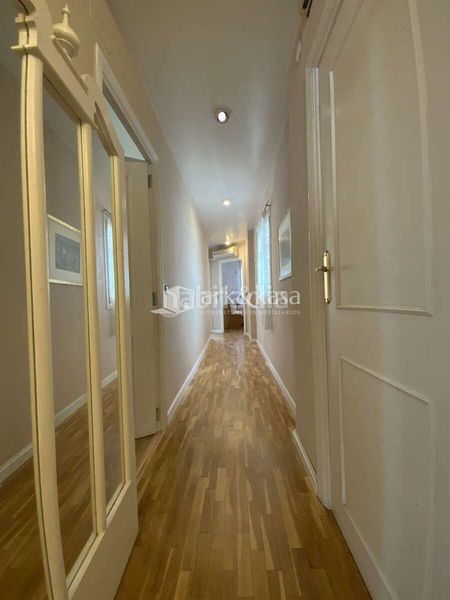 Foto e260d29a-efe1-489d-a5f4-7c256bbef912. Rent flat in Aiora Valencia