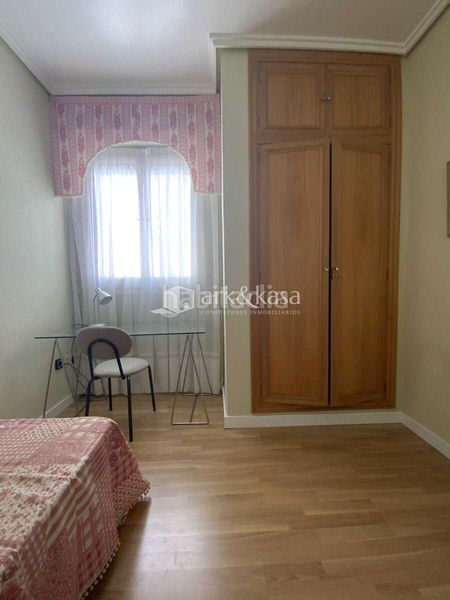 Foto f01c8e27-371e-4475-84c9-a683c965b936. Rent flat in Aiora Valencia