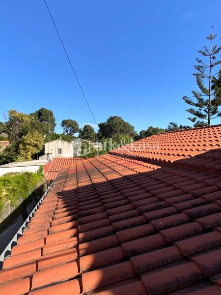 Foto 1349dbb2-00ae-4f8f-9e37-a3fed2d37921. Xalet amb calefacció aparcament a La Cañada Paterna