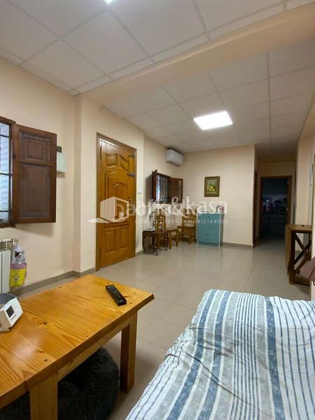 Foto 2da75e72-0a2b-433f-a4e6-18547574f057. Xalet amb calefacció aparcament a La Cañada Paterna