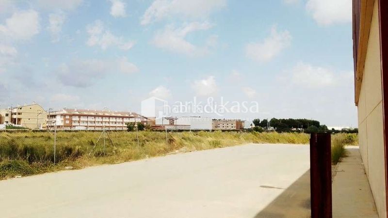 Foto cd544f58-3e9e-477b-b8c1-2ee212c2deee. Location bâtiment à usage industriel dans Beniparrell